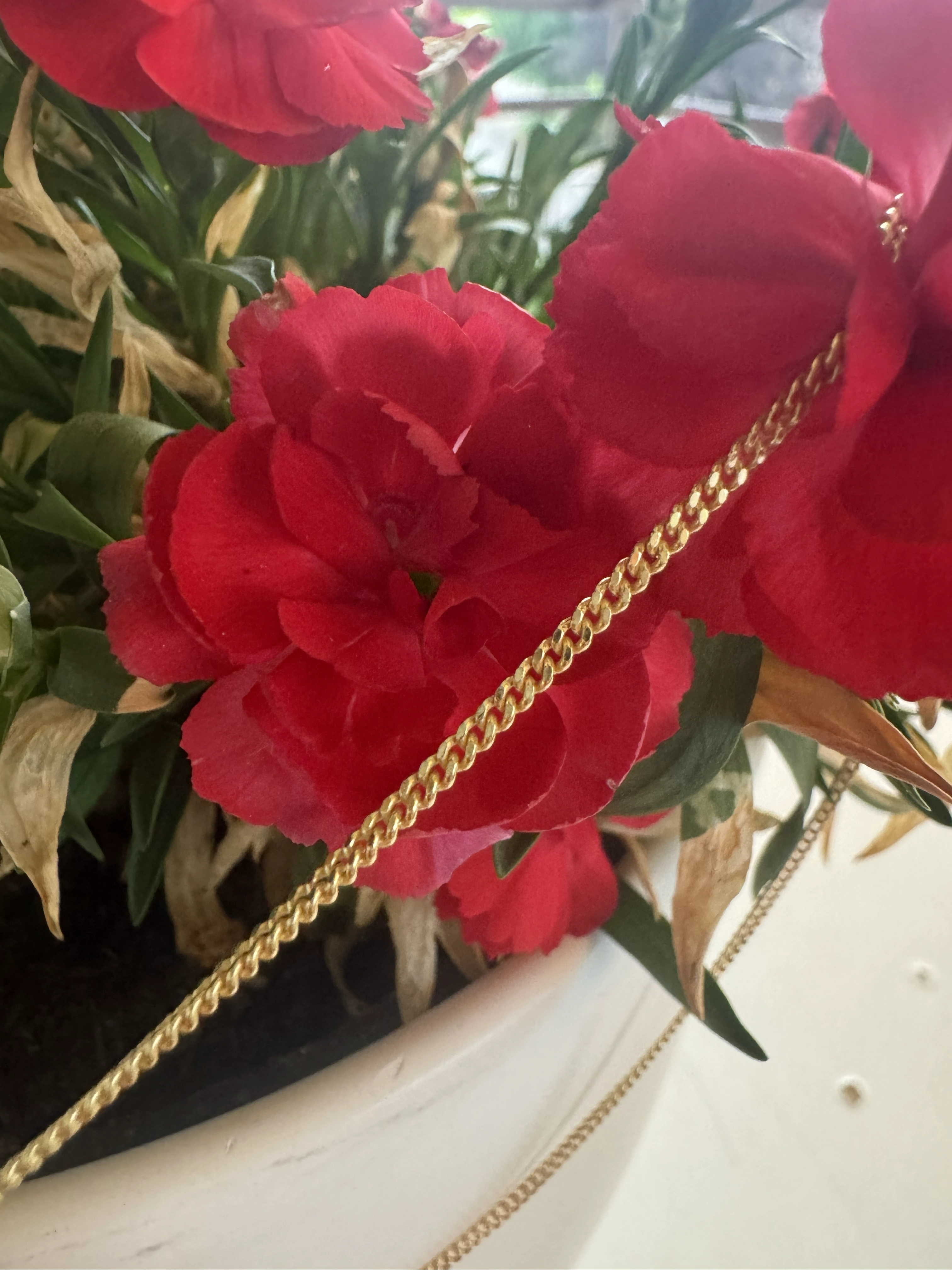 Curb chain